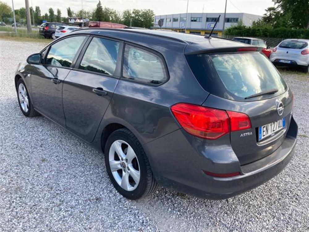 Astra Astra 1.7 CDTI 110CV Sport