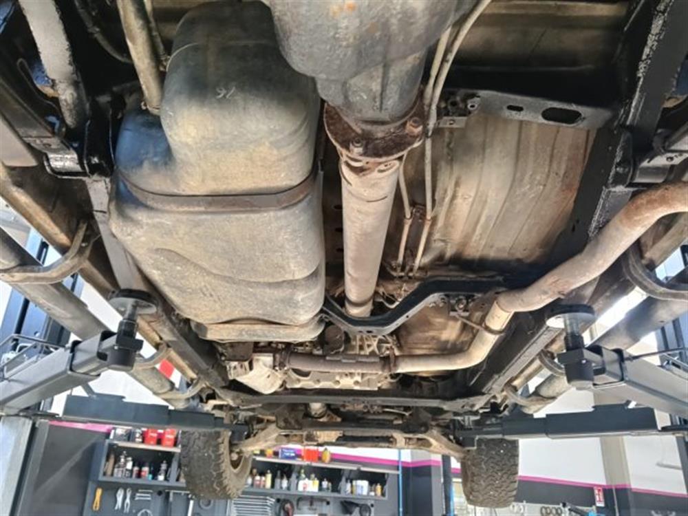 Navara Navara 2.5 dCi 190CV 4 port