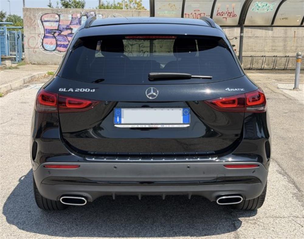 GLA 200 GLA 200 d Automatic 4Matic P