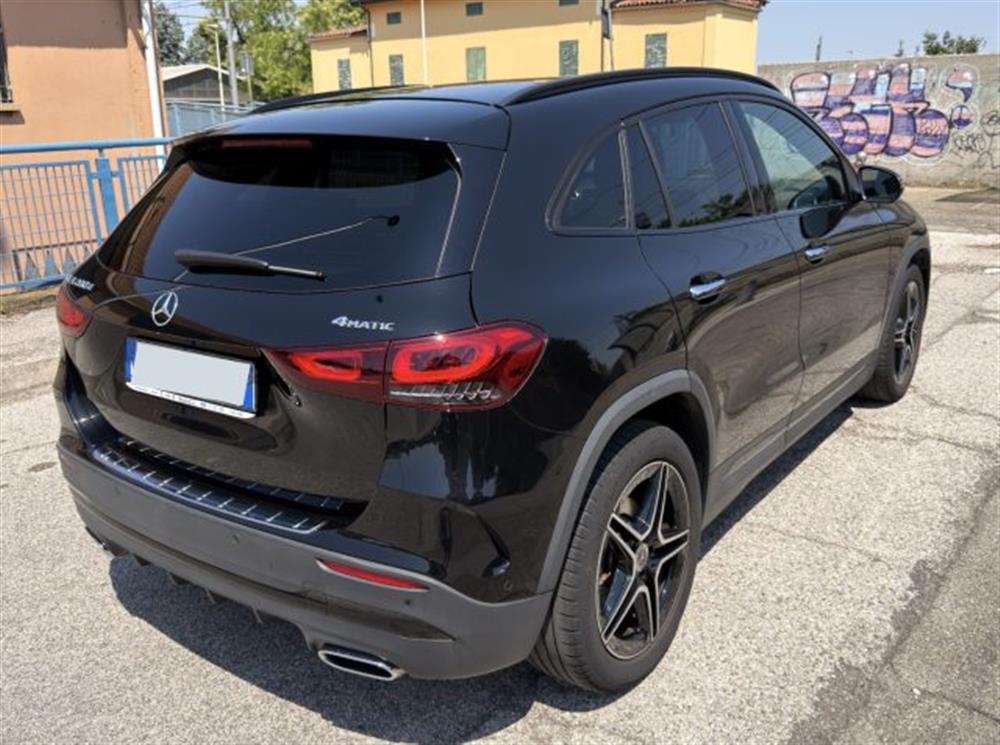 GLA 200 GLA 200 d Automatic 4Matic P
