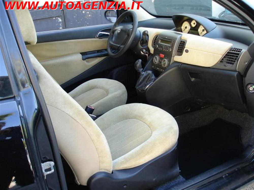 Ypsilon Ypsilon 1.2