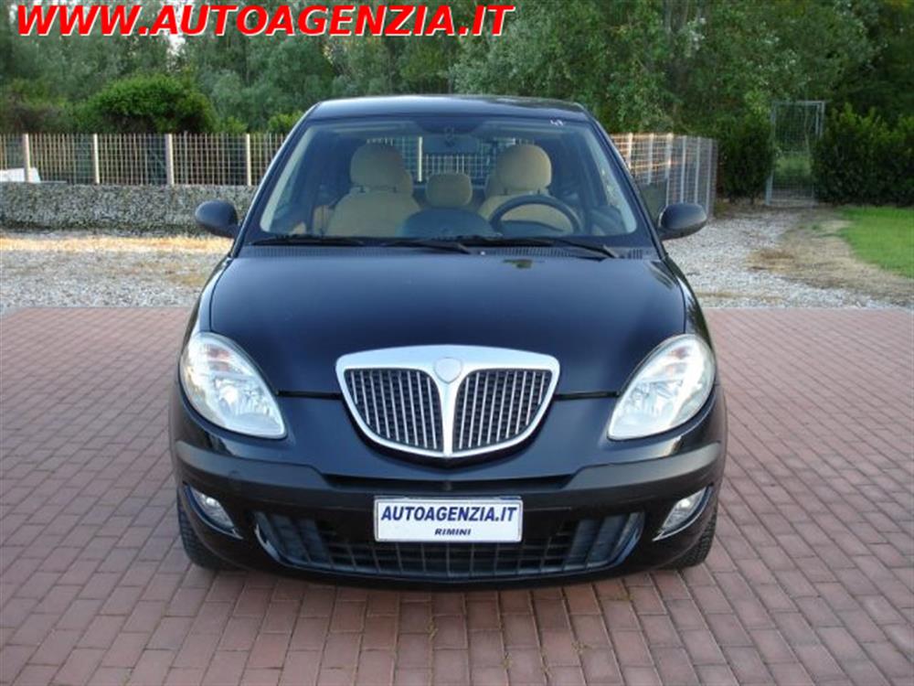 Ypsilon Ypsilon 1.2