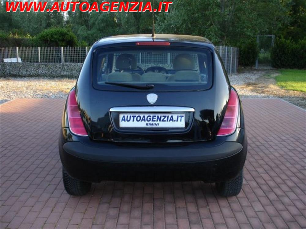 Ypsilon Ypsilon 1.2