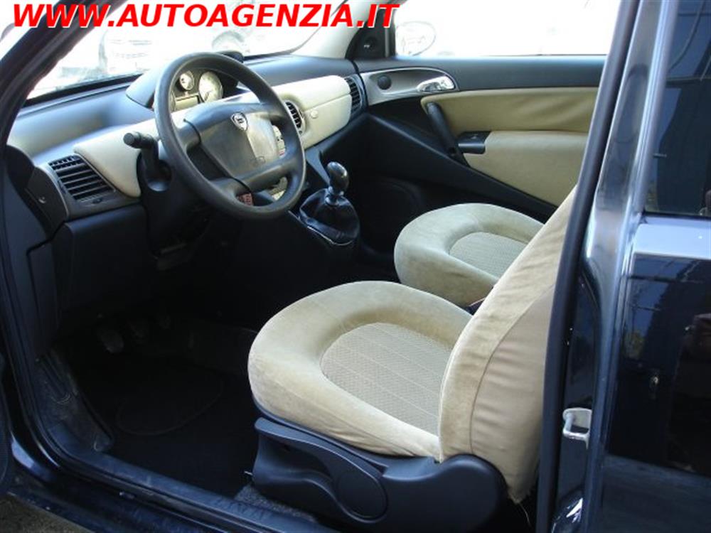 Ypsilon Ypsilon 1.2