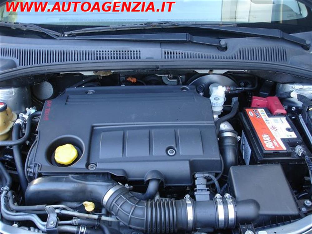 Sedici Sedici 1.9 MJT 4x4 Emotion.