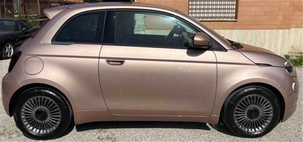 500 500 Berlina Hybrid Torin