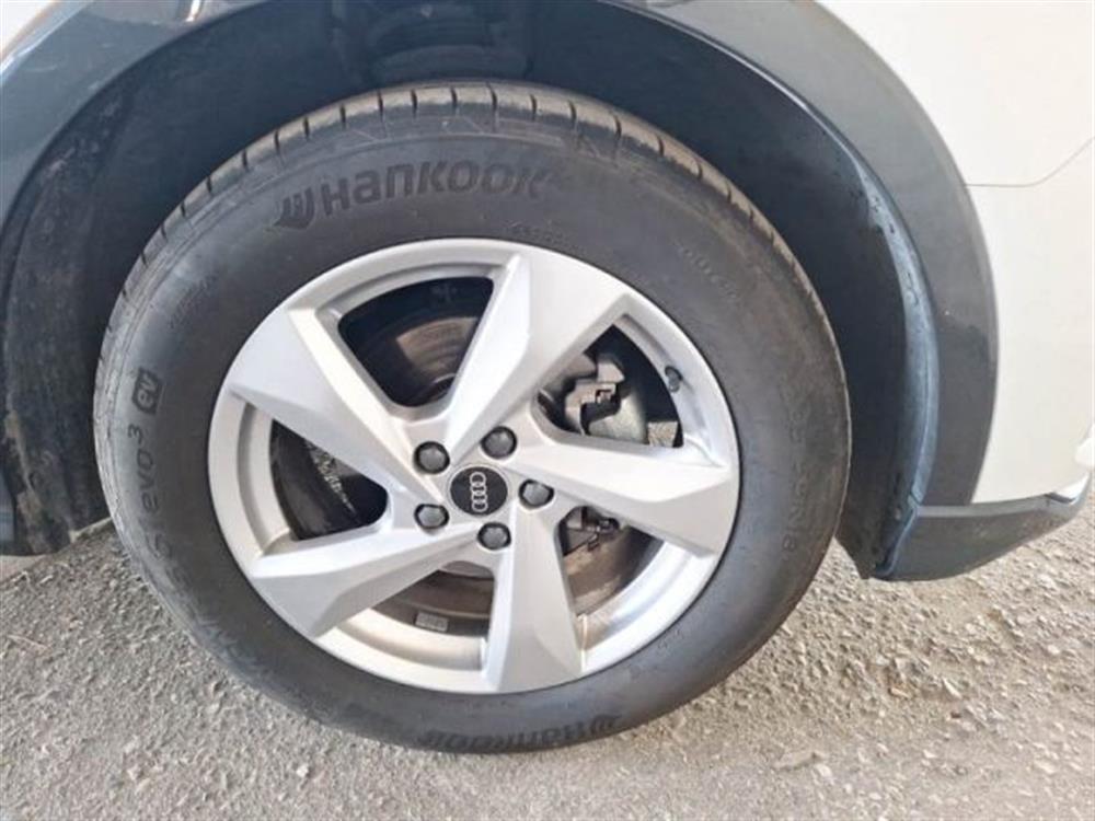 Q3 Q3 35 TDI S tronic Busi
