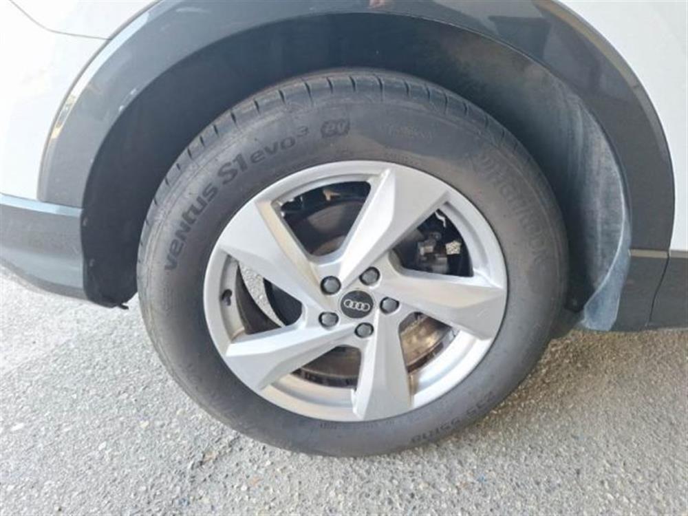 Q3 Q3 35 TDI S tronic Busi