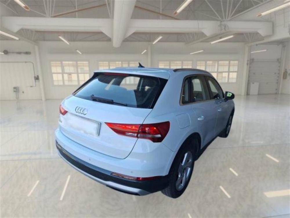 Q3 Q3 35 TDI S tronic Busi