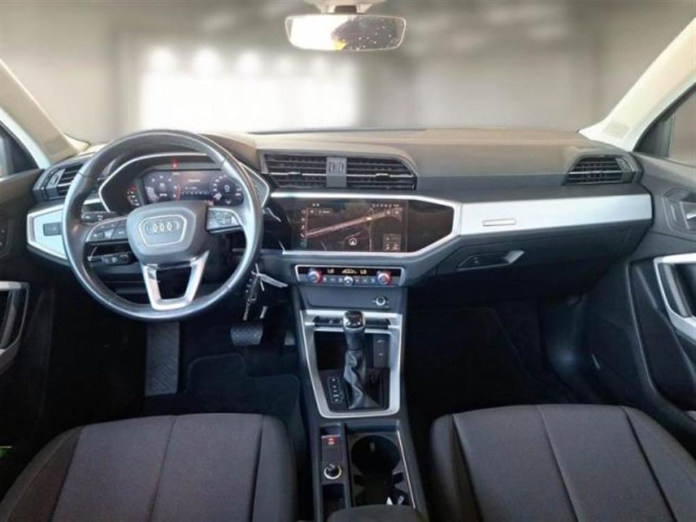 Q3 Q3 35 TDI S tronic Busi