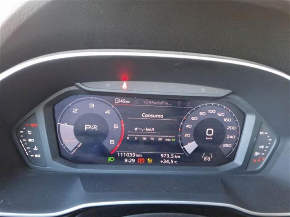 Q3 Q3 35 TDI S tronic Busi