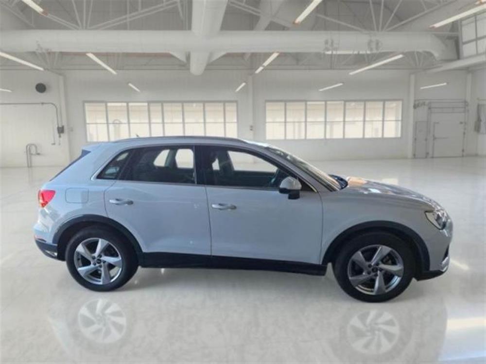 Q3 Q3 35 TDI S tronic Busi