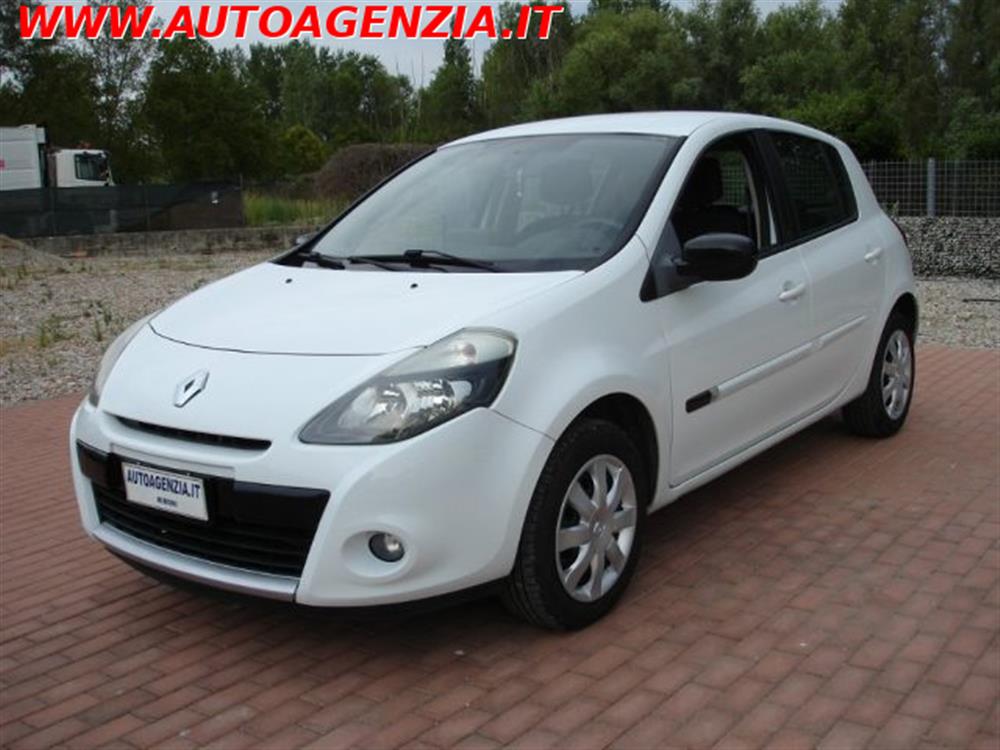 Clio Clio 1.2 16V 5 porte Dyna