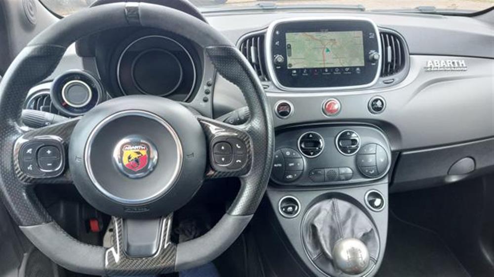 695 695 1.4 Turbo T-Jet XSR