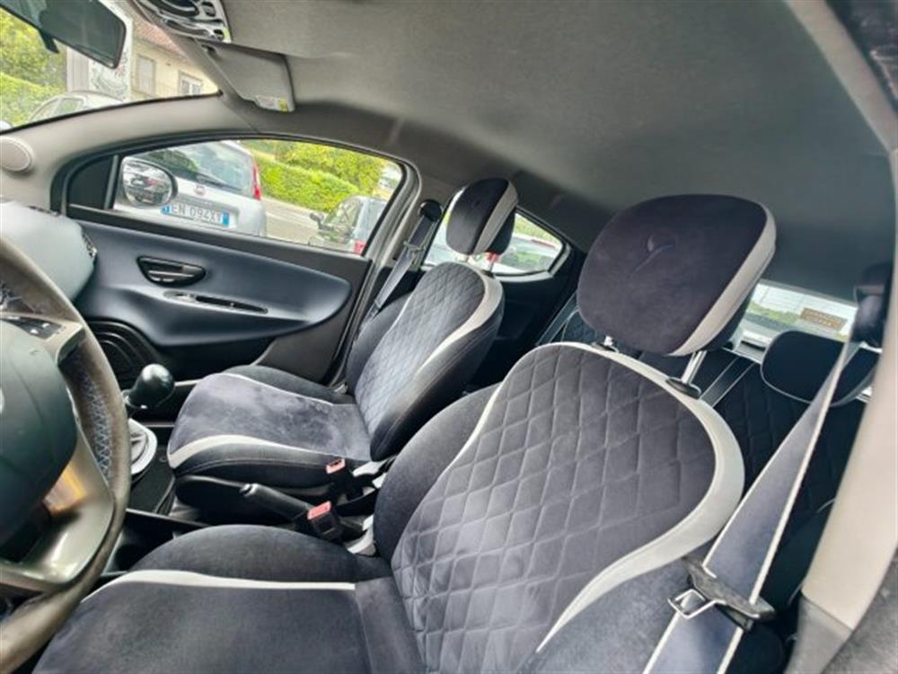 Ypsilon Ypsilon 1.2 69 CV 5 porte My