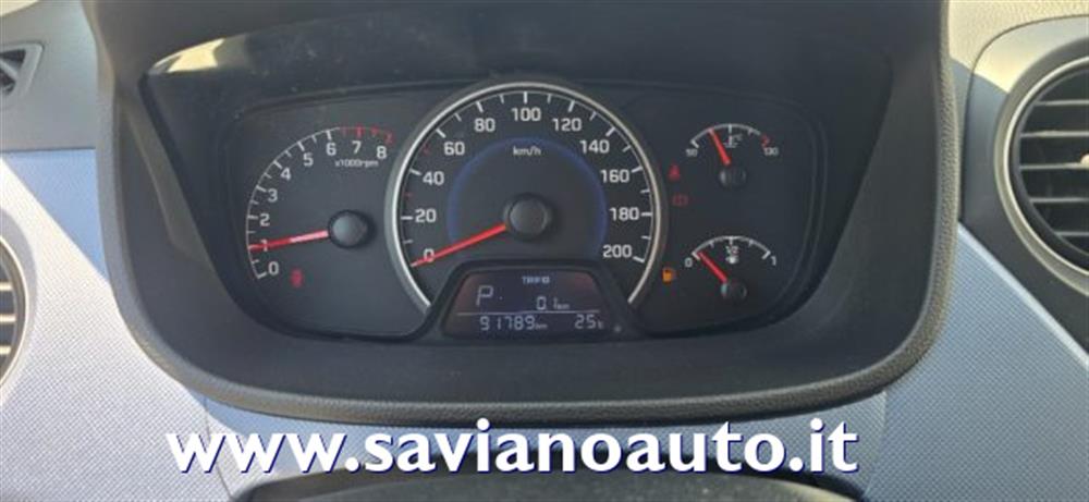 i10 i10 1.0 MPI Login A/T