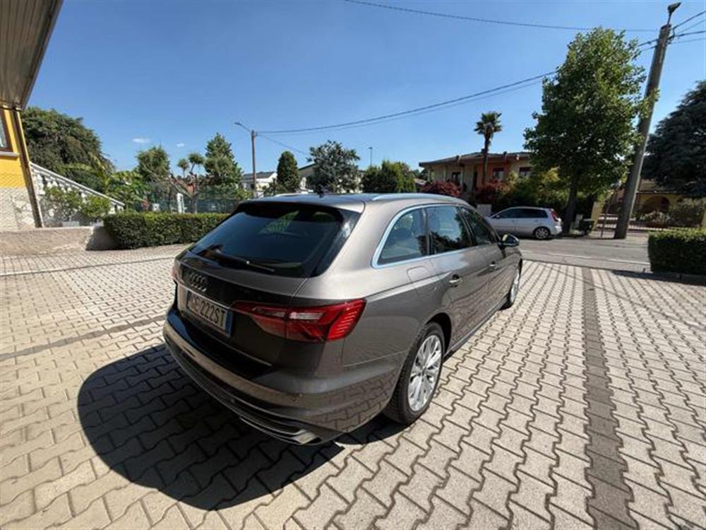 A4 A4 Avant 30 TDI/136 CV