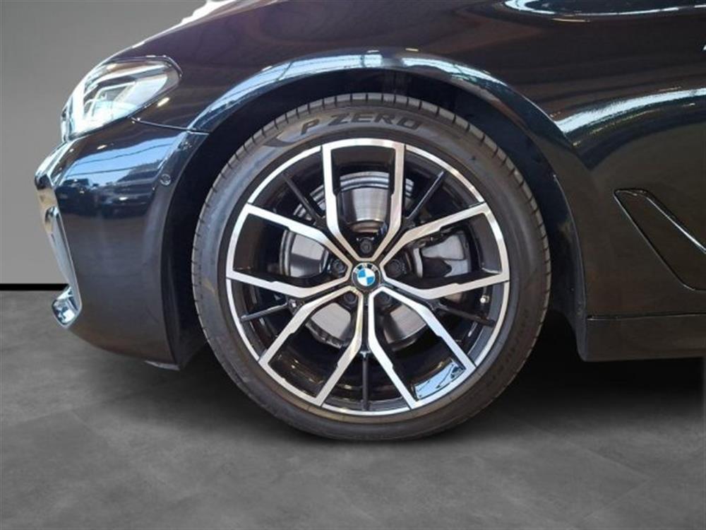 520 520 d 48V xDrive Touring