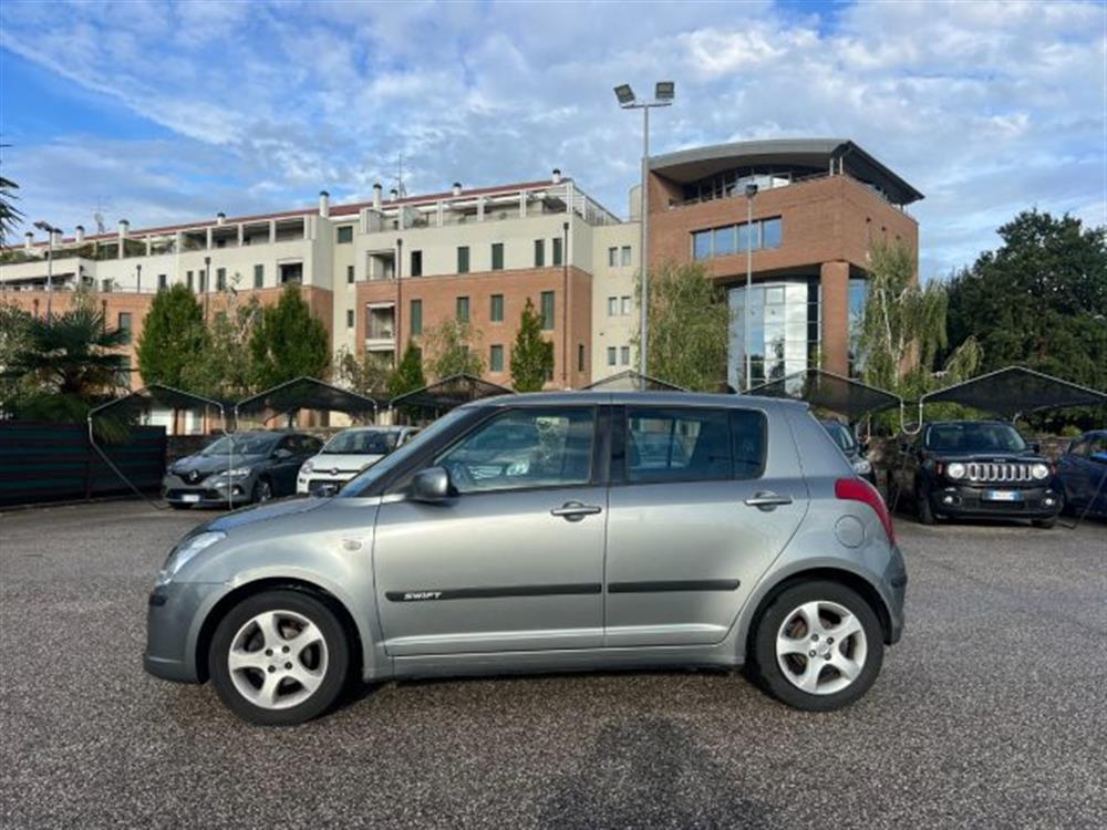 Swift Swift 1.3 DDiS 5p. GLX AUT