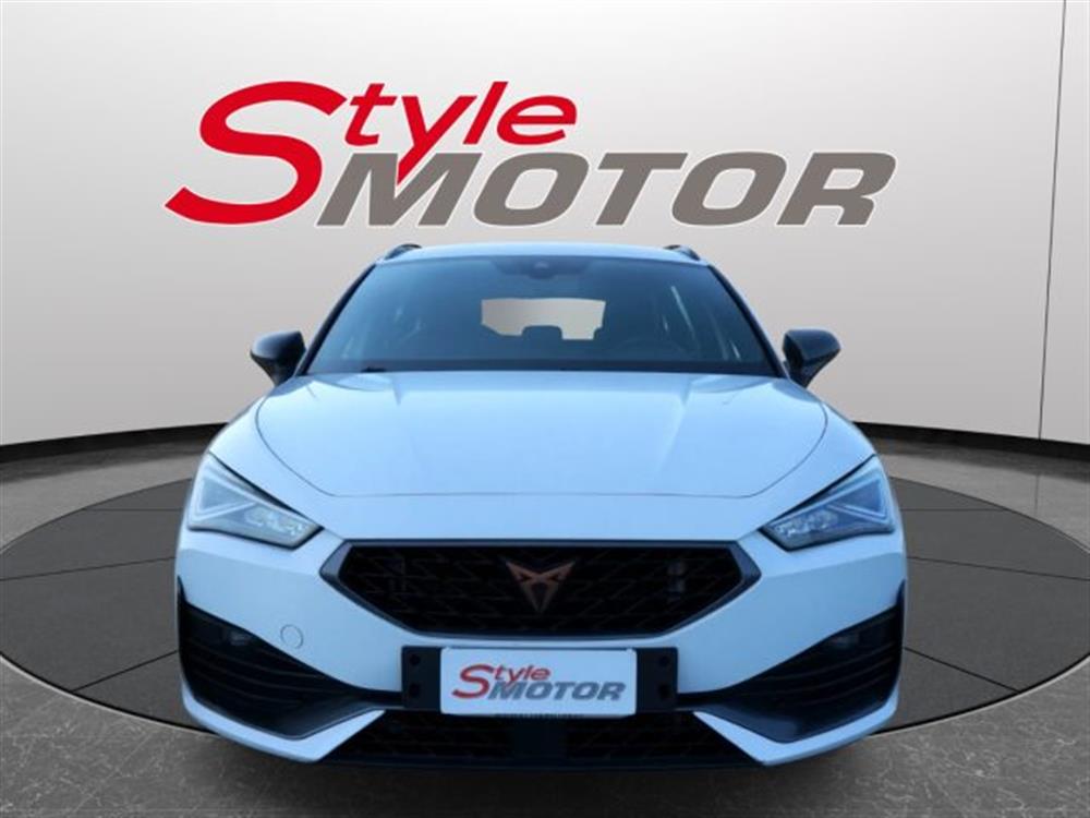 Leon Leon Sportstourer 1.5 Hyb