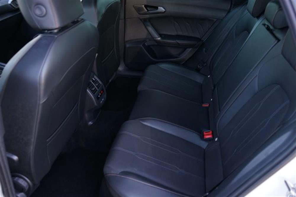 Leon Leon Sportstourer 1.5 Hyb