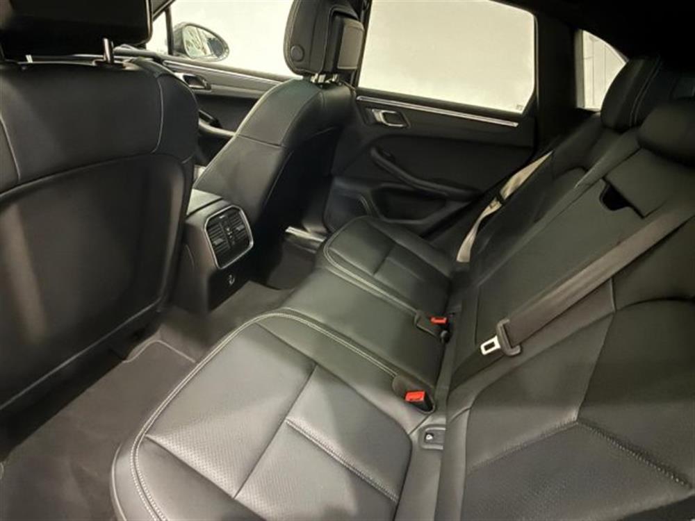Macan Macan III 2.0 T 265 CV IVA