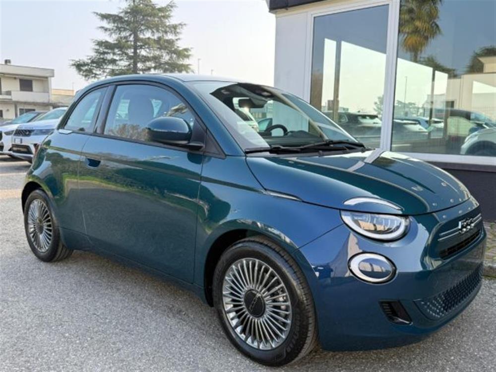 500 500 Berlina Hybrid Torin