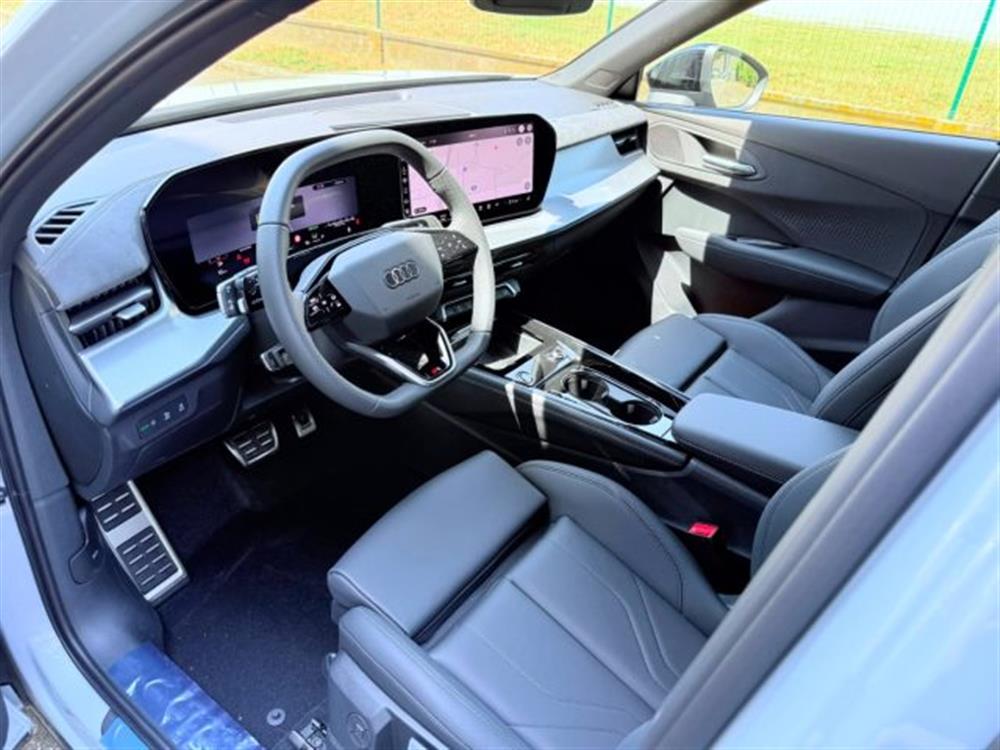 Q3 Q3 TDI S tronic S Line