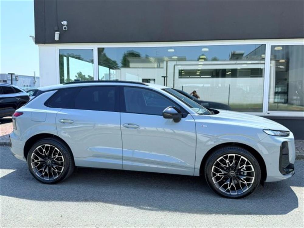 Q3 Q3 TDI S tronic S Line