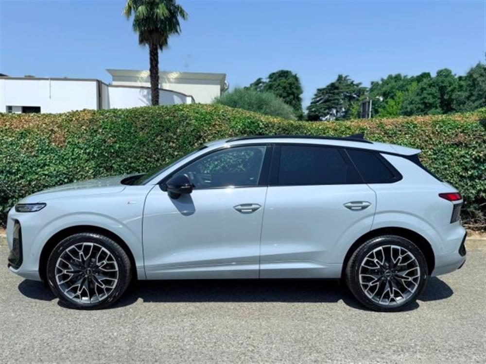 Q3 Q3 TDI S tronic S Line
