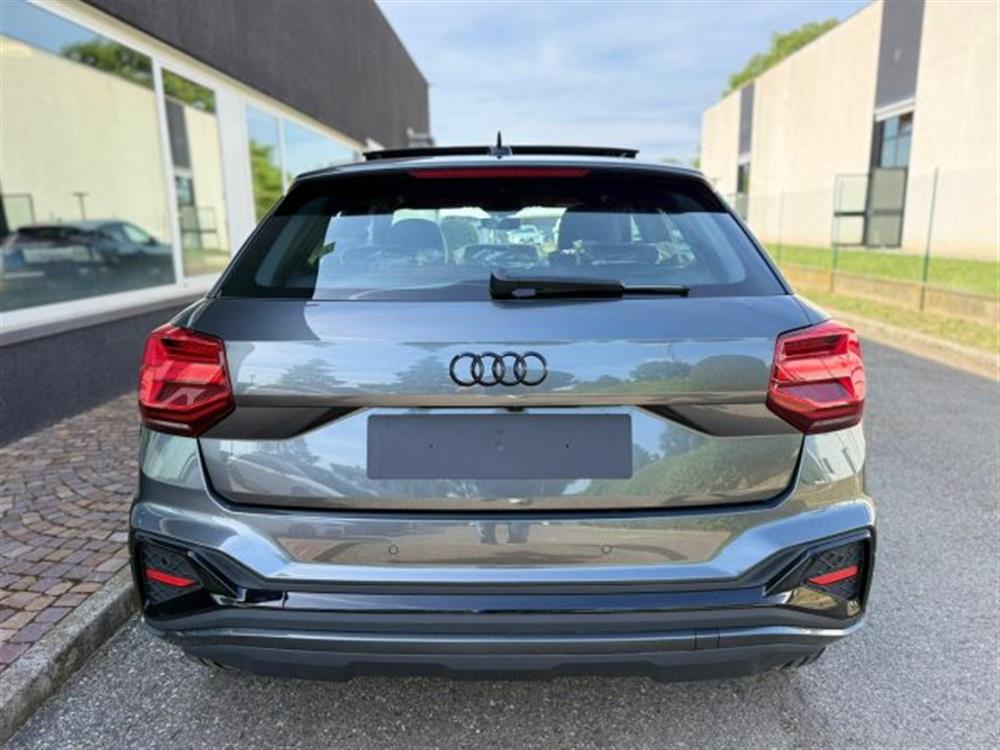 Q2 Q2 35 TDI S tronic S li