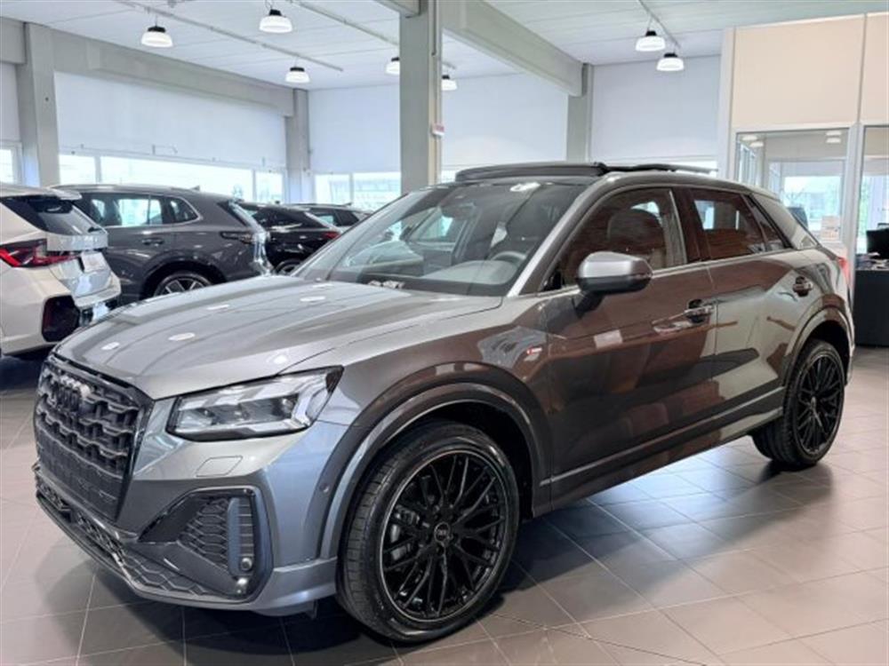 Q2 Q2 35 TDI S tronic S li
