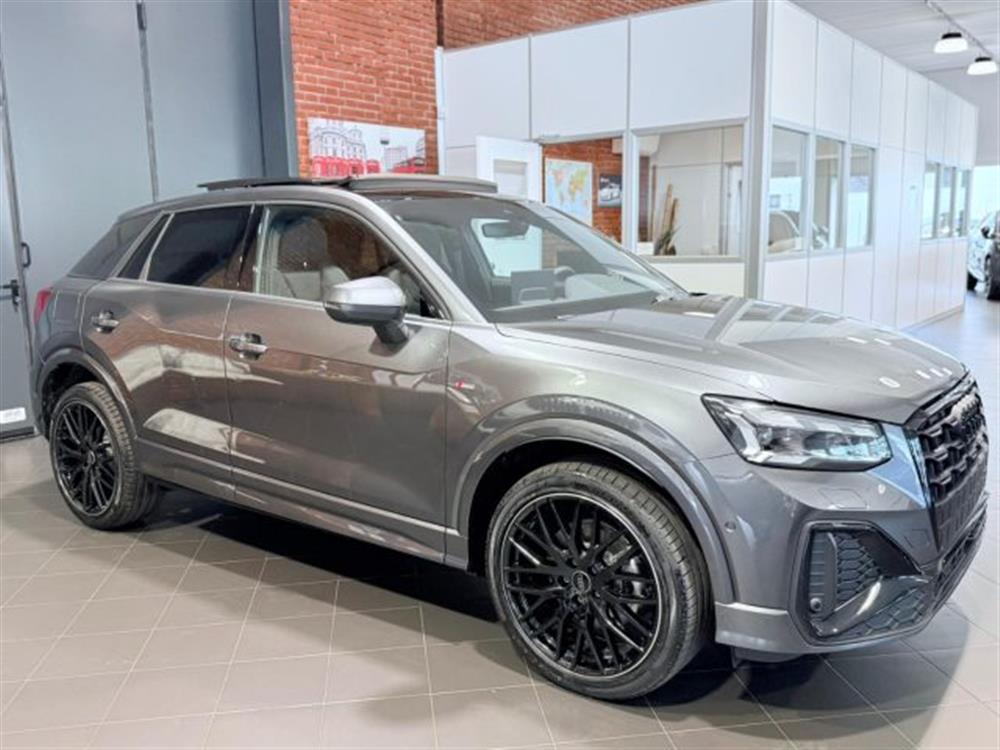 Q2 Q2 35 TDI S tronic S li