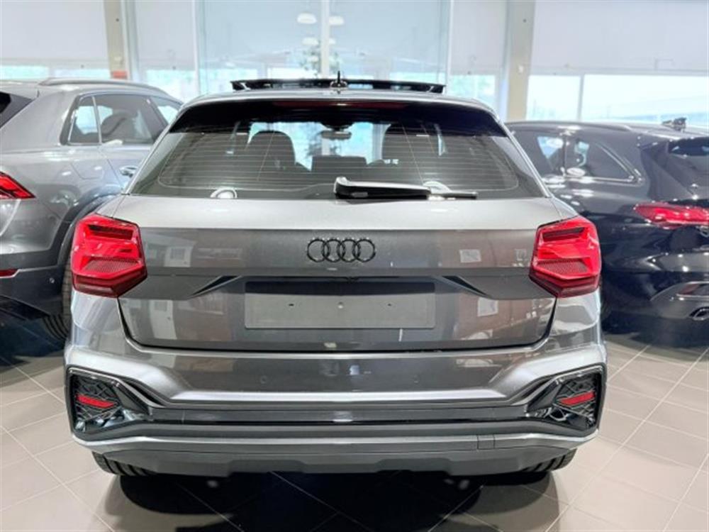 Q2 Q2 35 TDI S tronic S li