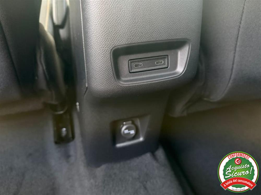 C3 Aircross C3 Aircross Hybrid 145 CV e-DCS6