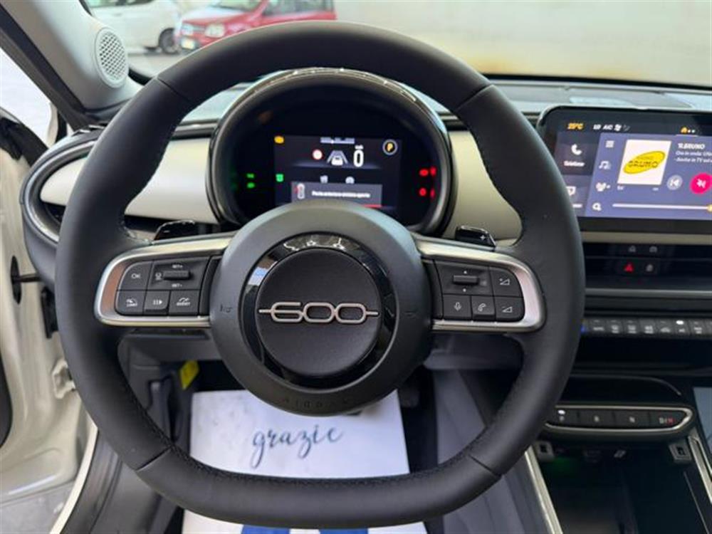 600 600 Hybrid 145 CV DCT MH