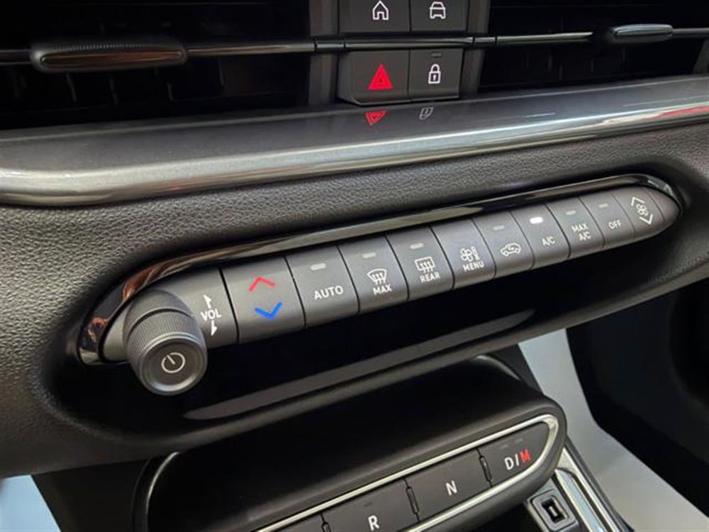 600 600 Hybrid 145 CV DCT MH