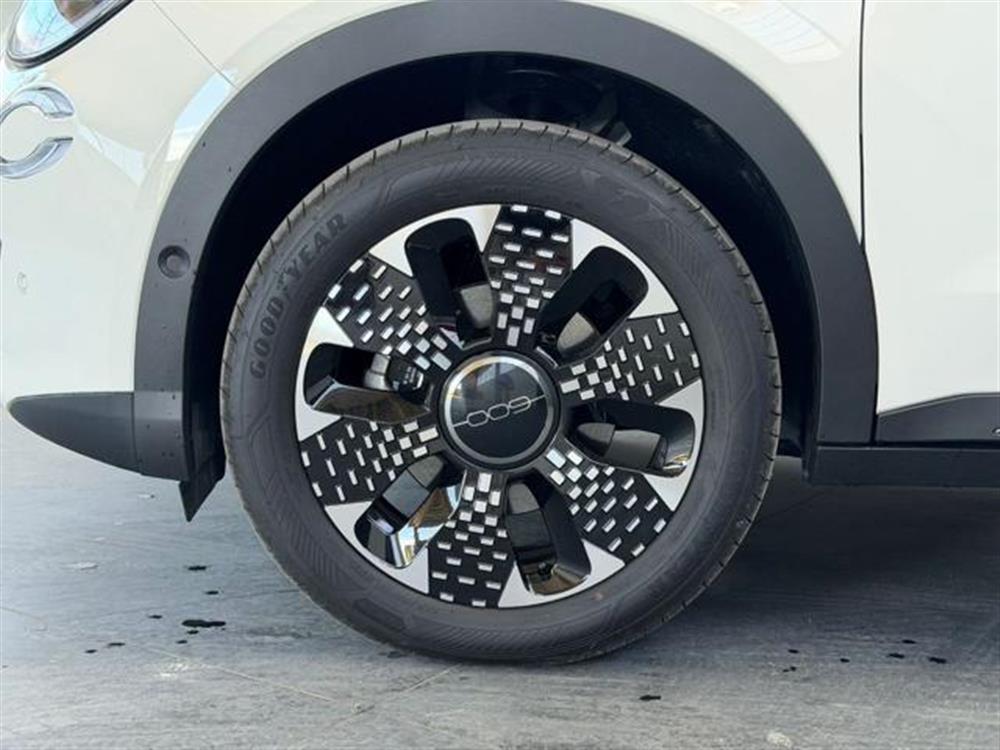 600 600 Hybrid 145 CV DCT MH