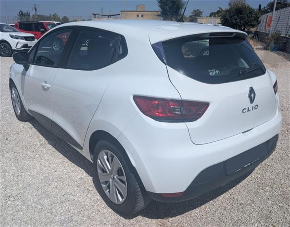 Clio Clio 1.2 75CV 5 porte Zen