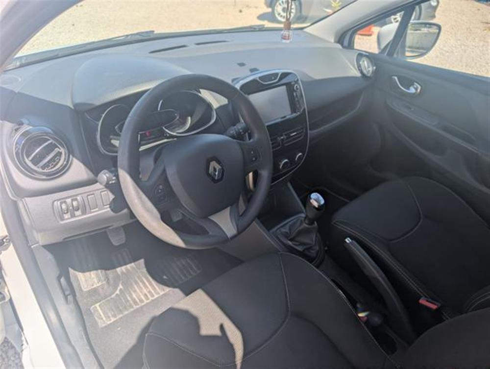 Clio Clio 1.2 75CV 5 porte Zen