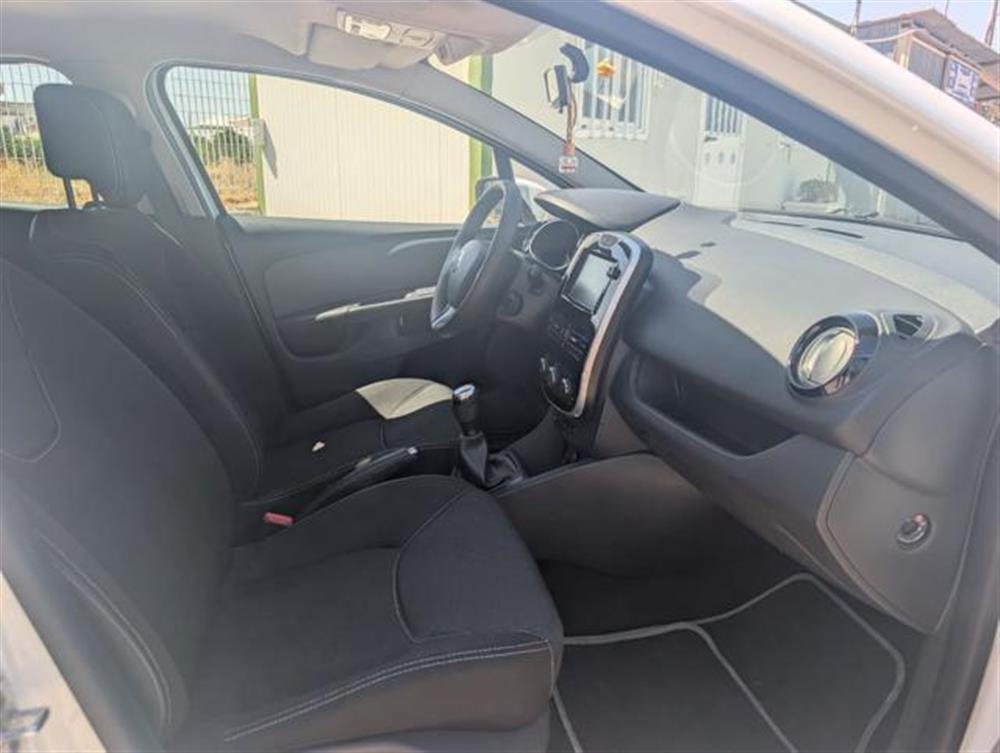 Clio Clio 1.2 75CV 5 porte Zen