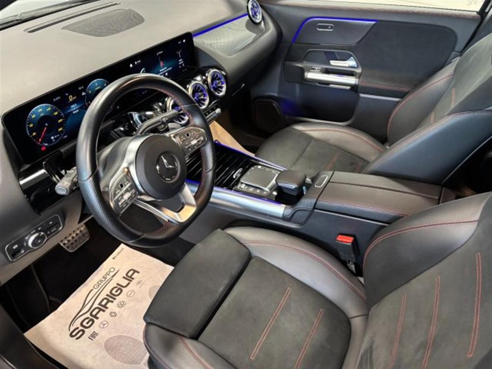 GLA 180 GLA 180 d AMG Premium Automa