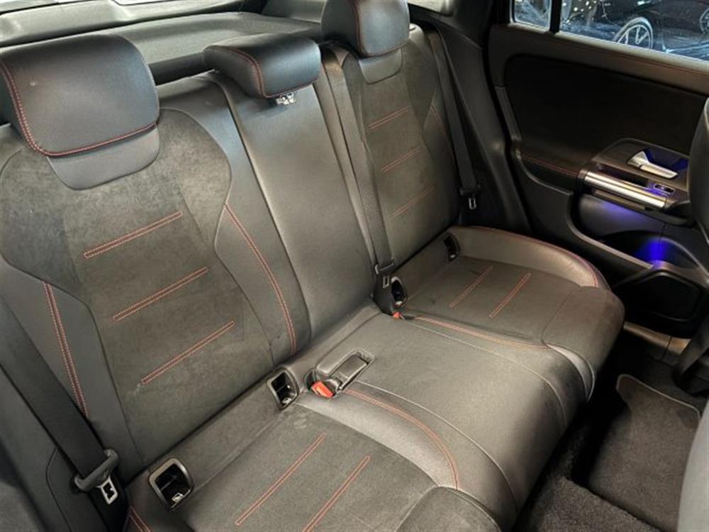 GLA 180 GLA 180 d AMG Premium Automa