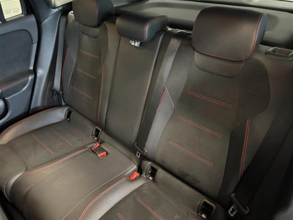 GLA 180 GLA 180 d AMG Premium Automa