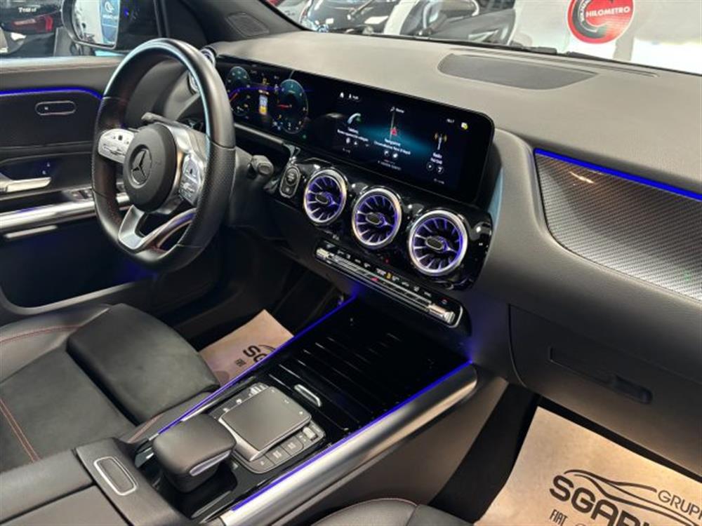 GLA 180 GLA 180 d AMG Premium Automa