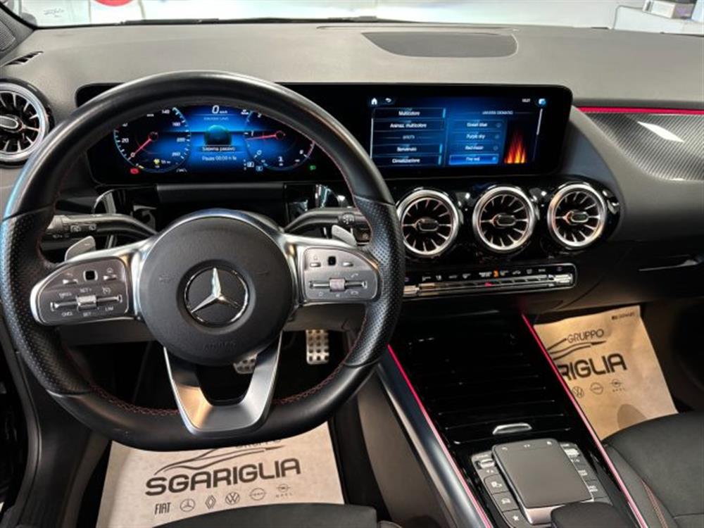 GLA 180 GLA 180 d AMG Premium Automa