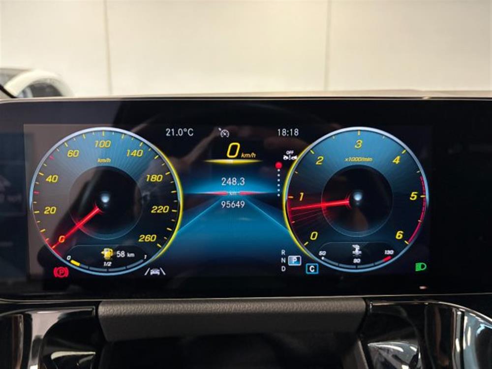 GLA 180 GLA 180 d AMG Premium Automa