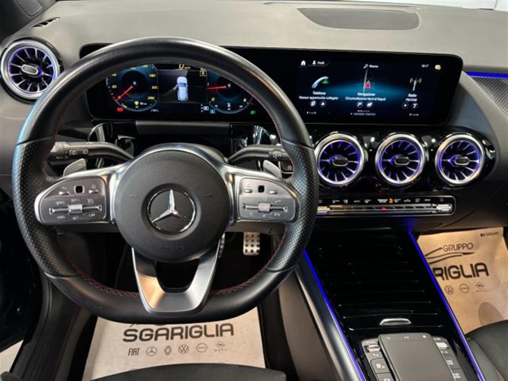 GLA 180 GLA 180 d AMG Premium Automa