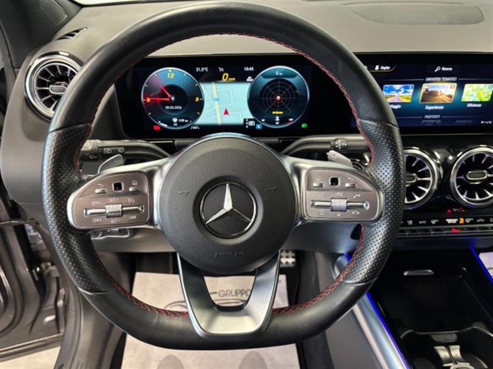GLA 180 GLA 180 d AMG Premium Automa