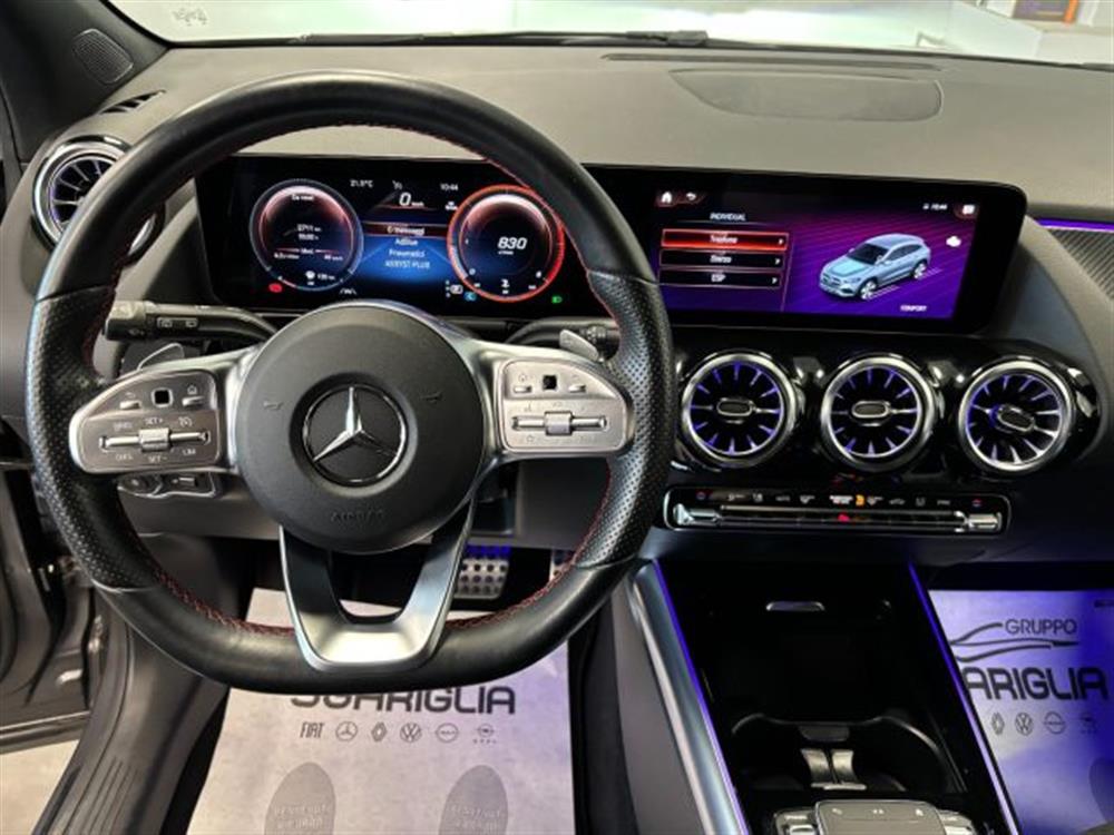 GLA 180 GLA 180 d AMG Premium Automa